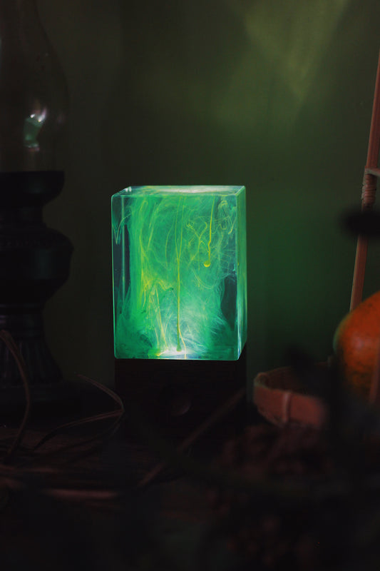 Resin table decor-Aurora,Table lamp,gifts - Ballimart
