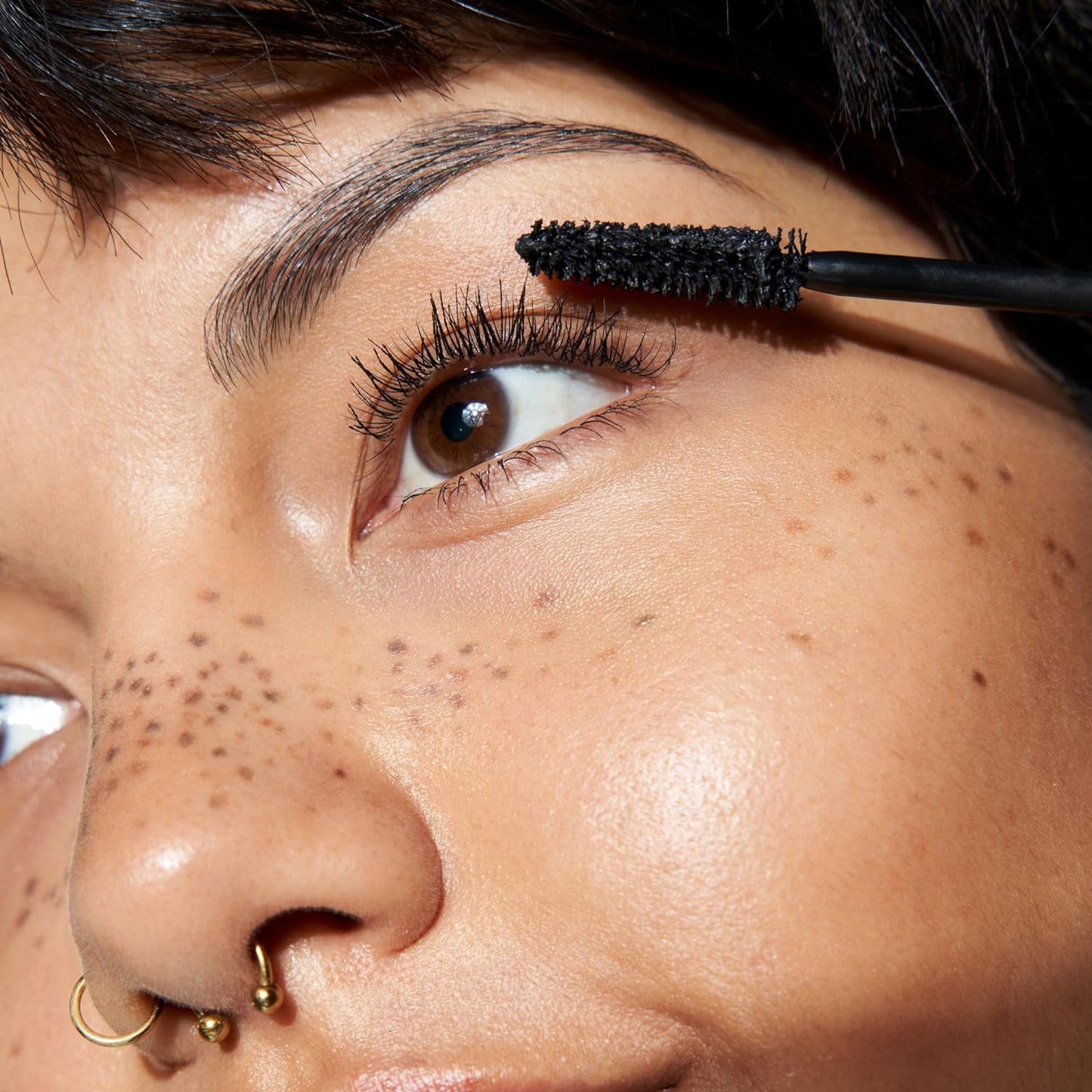 Essence Lash Princess False Lash Effect Mascara | Volumizing & Lengthening | Paraben-Free & Cruelty-Free | Dramatic Volume Without Clumps - Ballimart