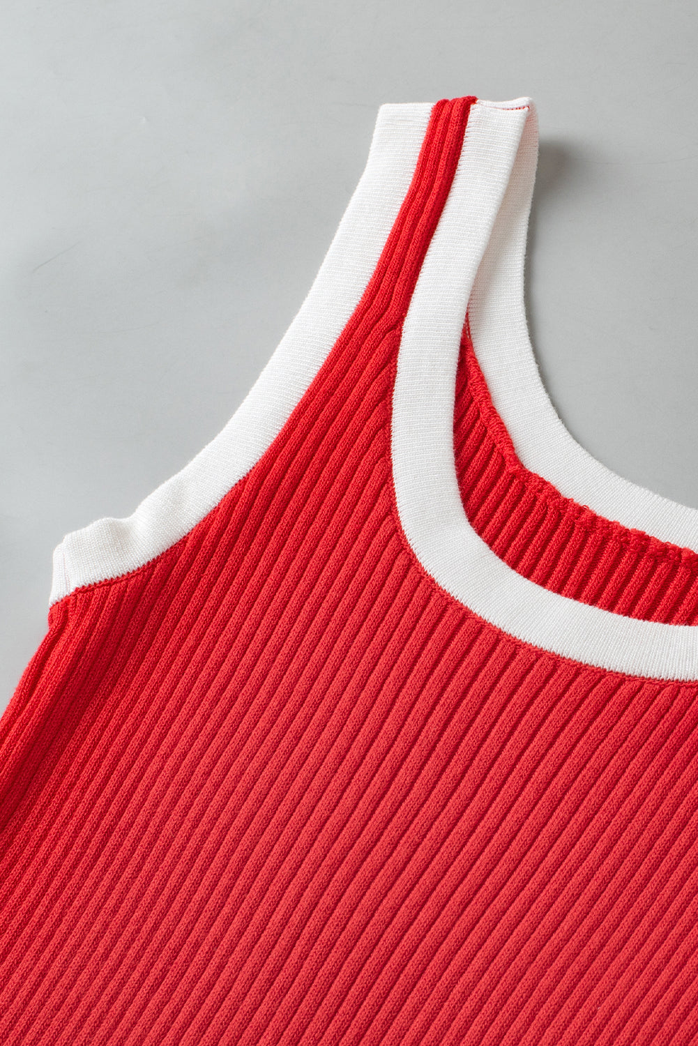 Fiery Red Colorblock Edge Ribbed Knit U Neck Tank Top - Ballimart