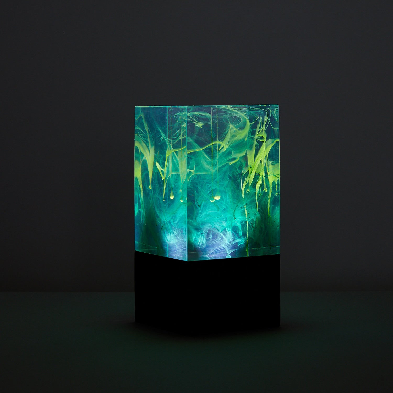 Resin table decor-Aurora,Table lamp,gifts - Ballimart