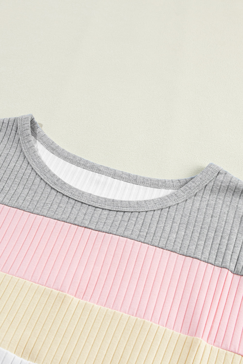 White Ribbed Color Block Patchwork T-shirt - Ballimart