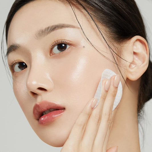 Medicube Zero Pore Pads 2.0 | Dual-Textured Toner Pads with AHA & BHA | Exfoliates, Refines Pores, and Controls Sebum | Korean Skin Care (70 Pads)