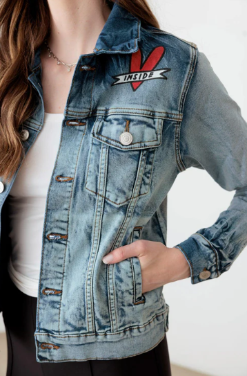Face Graffiti Print Acid Wash Denim Jacket - Ballimart