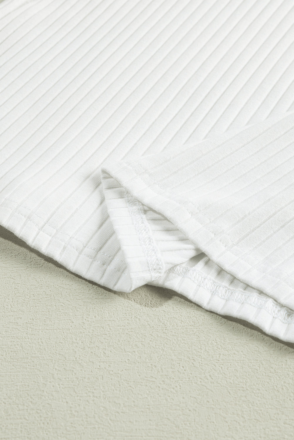 White Ribbed Color Block Patchwork T-shirt - Ballimart