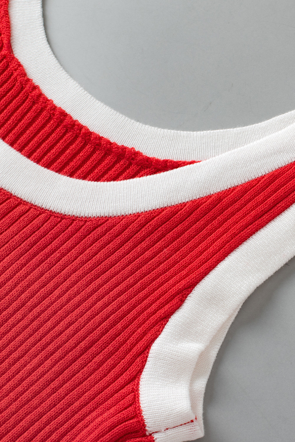Fiery Red Colorblock Edge Ribbed Knit U Neck Tank Top - Ballimart
